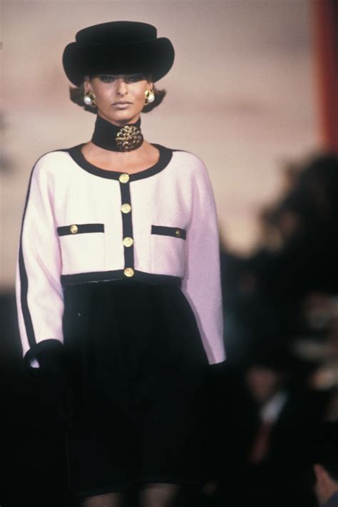 chanel 1990 fashion show|famous Chanel models.